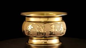 SXH  Household Supplies Copper Large Edge Incense Burner Yellow Copper Ornaments Aromatpy Lida Side Furnace Copper Ornaments