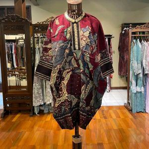 Tunik Katun Viscos Payet by Dian Pelangi LIMITED EDITION Blouse Baju Atasan Kemeja Blus Outfit Busui Kerja Kantor Pesta Pernikahan Kondangan Lebaran Formal Wanita Hijaber Cantik Anggun Modis Modern Simple Elegan Mewah Model Korea Terbaru Motif Batik Etnik