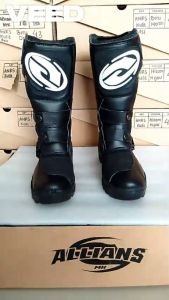 Sepatu Cross Anak & Sepatu Trail Anak: Kualitas Tinggi untuk Petualangan Anda