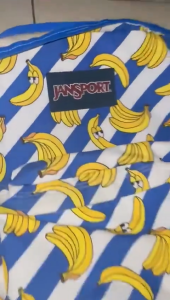 TAS BANANA JANSPORT: TAS SEKOLAH BERKUALITAS DAN TAS PUNGGUNG TRENDSY