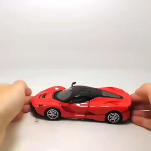 1: 32 Ferrari Die Casting Metal Model Car Alloy Car Toy Supercar Boy Childrens Car Gift