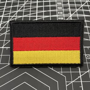 GSG-9 เยอรมัน Border Guard Unit 9 Magical Patch ยุทธวิธีแขน Badge Skull Head Emblem สําหรับผู้ชายและผู้หญิง Neutral