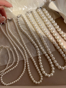 Shi Family Pearl Necklace Womens Style 2025 New Hot Selling High-End Clavicle Chain Lightweight Luxury Niche Neck Chain Accessory