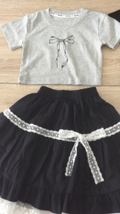 (3-10th) Setelan anak import hitam abu putih pita skort renda brukat kaos rok premium