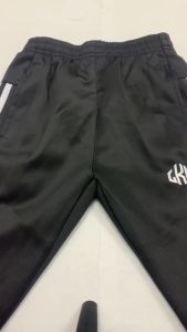 [666] KANAK-KANAK & DEWASA SELUAR TRACKSUIT YANG MEMPUNYAI TULISAN LKN DAN ADA 2 POKET YANG BERZIP