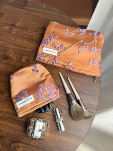 Artistic Canvas Ladies Makeup Bag: A Versatile Storage Solution