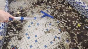 10inch Plastic Swimming Pool Brush Cleaning Tool for Dirt Moss Pond Spa Hot Spring Supplies
