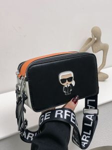 Chất Lượng Cao Thời Trang Sành Điệu Châu Âu Và Mỹ Khối Màu Ghép Túi Vuông Nhỏ 2023 Mẫu Vai Rộng Dây Đeo Vai Túi Đựng Máy Ảnh Đeo Vai Đơn