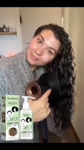 Krim Kondisioner Rambut Ikal – Melembutkan Kurangi Kusut & Tahan Lama