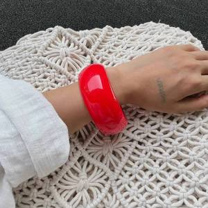 Salircon 3 Style Punk Red Acrylic Resin Chunky Bangles Women on Hand 2025 New Geometric Wide Metal Bracelets Aesthetic Jewelry