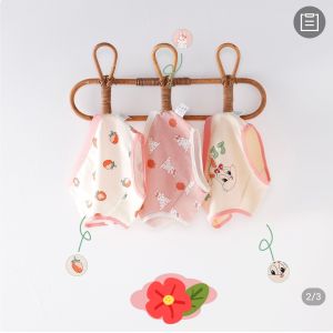 Sét 3 chip đùi bé gái chất cotton hoạ tiết chữ Rabit đáy kháng khuẩn từ 9-45kg