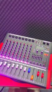 Mixer Liền công suất F88Pro Đẩy Liền Vang Liền Mixer Công Suất 8 Cổng Micro Chỉnh Equalizer 99 Hiệu Ứng DSP Đánh Được Cặp Loa 3.5 Tấc Âm Thanh Chuẩn Phòng Thu Hát Karaoke Gia Đình Live Stream Chuyên Nghiệp