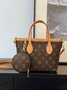 Elegant Retro Womens Handbag Fashionable Commuter Crossbody Bag Soft PU Leather British Style Printed Boston Bag Medium Size