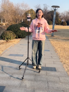 210CM bold tripod with universal wheels with mobile phone clips movable tripod live broadcast bracket with pulleys mobile tripod floor-standing