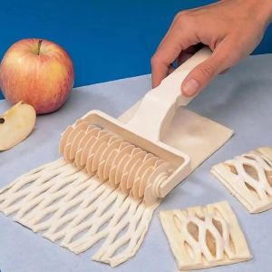 1pcPastry Lattice Roller Cutter Pie Pastry Dough Cutter Roller Home Kitchen Tools Baking Tools