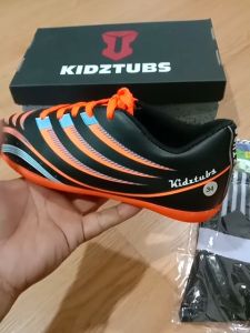 KIDZTUBS Sepatu Futsal Anak Laki-Laki Size 28 29 30 31 32 33 34 35 36 37  KDZ2034111924