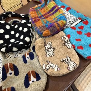 Japanese Style Autumn Winter Berber Fleece Western Style Messenger Bag Female 2024 New Arrival Niche Style Casual Large Capacity Shoulder Bag Commuter Bag