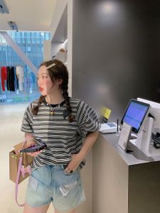 Summer Stripe T-Shirt Womens Short Sleeve Bubble Sleeve Regular Fit round Neck Casual Top Fashionable Anti-Aging Large Size