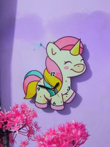 Jam Dinding Aesthetic Karakter Unicorn