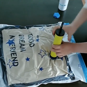 6Pcs Durable Vacuum Storage Bags Clothes Storage Bags Sealing Compression Bag Space Save Sealer Storage Organiser for Blankets Comforters Pillows Clothes Storage