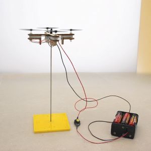 ชุดประกอบโดรน 4 ใบพัด ของเล่นวิทยาศาสตร์สำหรับเด็ก เครื่องมือสอนฟิสิกส์ เทคโนโลยี เกมเฮลิคอปเตอร์ ของเล่นเสริมพัฒนาการเด็ก