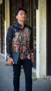 WOUBATIK - Kemeja Batik Sanggit Slimfit Lapis Furing KP 244