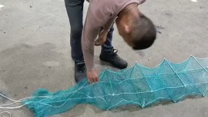 BUBU NAGA BENTO NAGA BITO NAGA DRAGON CAGE FOR ALL KIND OF FISHCRAB AND SHRIMP. (LONG FISH CAGE 60158)