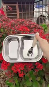 Khay ăn dặm 2 ngăn inox kèm thìa khay ăn cho bé chất liệu inox an toàn tiện lợi cho bé tập ăn