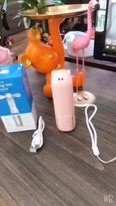Xả hàng - Quạt mini cầm tay đa năng kèm pin sạc dự phòng tiện dụng HZ001 pin 1200mAh