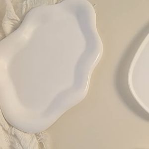 Tray Desain Unik: Puffy Cloud Concrete Tray & Aksesori Penyimpanan