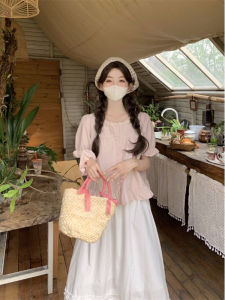 Áo Sơ Mi Nữ Tay Ngắn Dáng Rộng Họa Tiết Hoa Ngọt Ngào Mùa Thu 2025 Phong Cách Mới Viền Bèo Nhún Áo Thun Thường Ngày