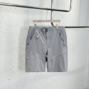 Summer New American Trend High Outdoor Sports Casual Ice Silk Thin Breathable Loose Straight Leg Five-Quarter Shorts Men