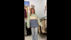 Sweater Crewneck Kombinasi Tiga Warna Pria Motif Polos Couple Distro Brand Lokal Erfolg Kota Bandung Kekinian Sweter Krunek Cowok Terbaru Bahan Fleece Tebal Lengan Panjang Switer Kerah Oblong Warna Mint Light Cream Denim Series M L XL Switer Oblong Jumbo