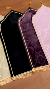 Sajadah Kubah Tebal dan Lembut Dengan Model Sajadah Viral Terbaru Gratis Ongkir Dengan COD