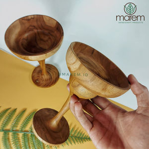 gelas minum unik kayu jati | gelas esta | hiasan meja makan