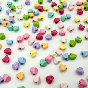 ลูกปัดรูปหัวใจผสมแมกกะโซลต์เคลือบสี DIY ทำมือ ลูกปัดสร้อยข้อมือ ลูกปัดรูปหัวใจแบบเปิดสำหรับงานฝีมือ