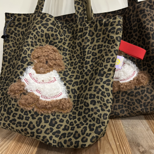 Large Capacity Canvas Bag Womens 2025 Autumn Leisure Design Versatile Single Shoulder Bag Diagonal Bag Leopard Print