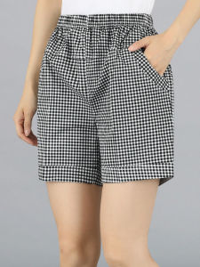 Lightweight Cotton Linen Mom Shorts Casual Summer Outfit Loose Fit Five-Button Pants for Middle-Aged Women Checkered Pattern