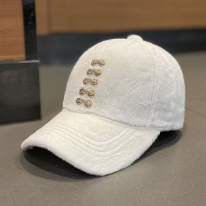 2021 New Korean Style Water Diamond Plush Baseball Cap Womens Thickened Warm Autumn Winter Fashion Versatile Casual Hat