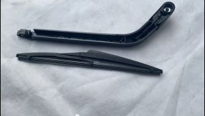 Wiper Blade Belakang Toyota Fortuner Yaris 2004-2015 - 7772