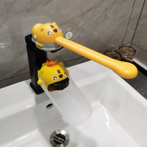 Adorable Cartoon Silicone Faucet Extender Switch Handle Extension Splash Proof Water Guide for Children Universal Baby Supplies