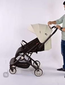 รถเข็นเด็ก ปรับ 3 ระดับ ( นั่ง/เอน/นอน) เข็นหน้า-หลังได้ บได้ สายรัดแบบ 5 จุด มีเบรค โช้คอัพ รถเข็นเด็กพับได้