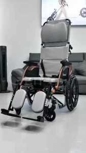 Full Reclining Foldable Commode Shower Wheelchair Self-Propelled Patient Wheelchair for Elderly Kerusi Roda Orang Tua