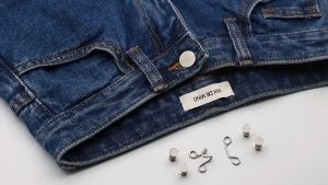 Onefashionmall Kancing Jeans 1Set Logam Simple Adjustable Bunga Daisy Pengecil Gesper Pengait Celana Denim Logam Penyesuai Lingkar Pinggang Bisa Lepas Pasang RM001