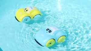 Mainan Mandi 儿童洗澡玩具 Car Bath Toy 可爱小汽车洗澡戏水益智玩具车 Cute Shower Toy Floating Water Play Fun Kid Bathroom