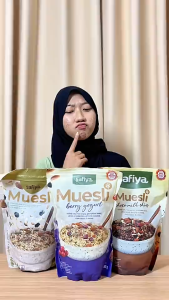 Safiya Muesli 1 Kg Oatmeal Dried Fruit Sereal Lengkap Rendah Kalori 3 Varian