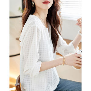 Womens Summer Outdoor Lightweight Breathable Fashionable Hooded Zipper Closure Sun Protection Clothing Loose Fit Long Sleeve