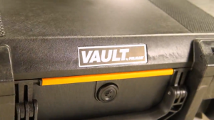 PELICAN - V600 VAULT LARGE EQUIPMENT CASE W/FOAM (Pick N Pluck™ foam) 3 YEARS WARRANTY