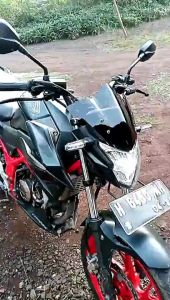 visor cb150r new Premium 2 lobang 4 lobang polos tanpa lobang