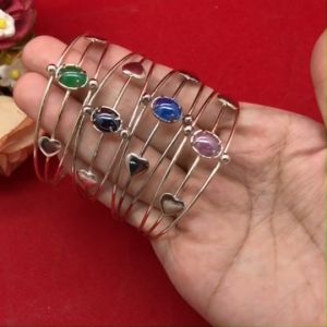 กำไล C โรเดียมฝังพลอย ฟรีไซส์ สีมรกต นิลไพลิน แซฟไฟร์  ใส่ได้ทุกโอกาส งานสวย ชุบโรเดียม กำไลแฟชั่น พร้อมส่ง